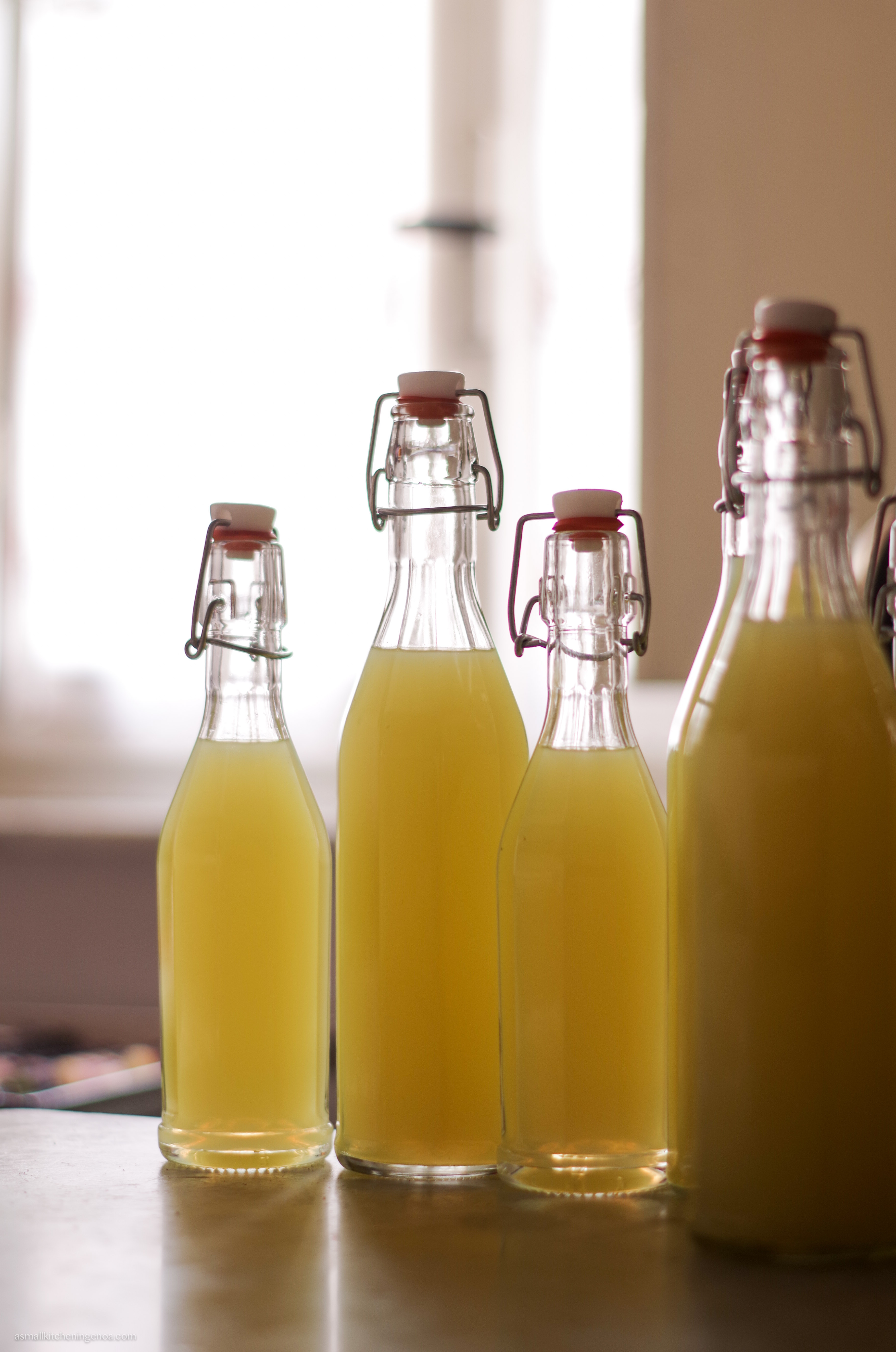Italia limoncello recipe: the nectar just canned in the bottles